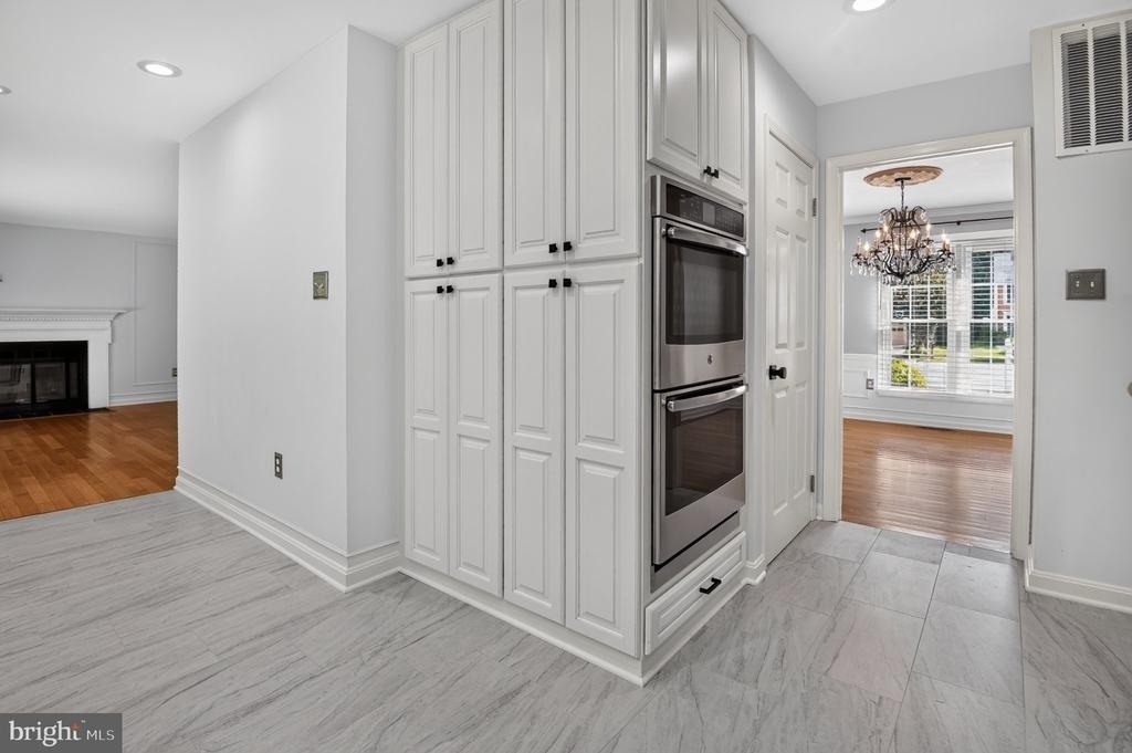 6143 Poburn Landing Court - Photo 14