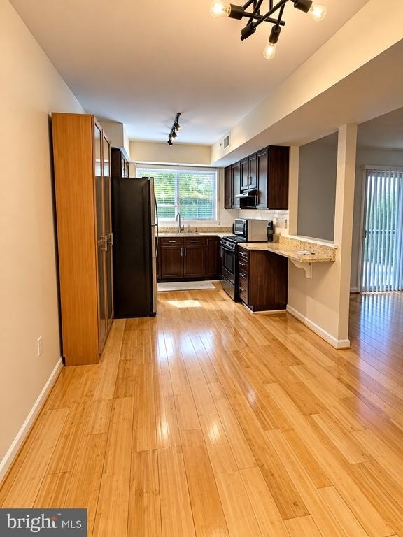 7723 Inversham Drive - Photo 3