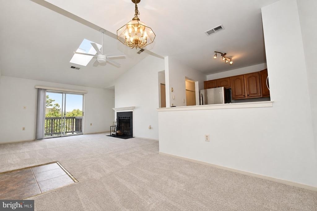 7819 Harrowgate Circle - Photo 3