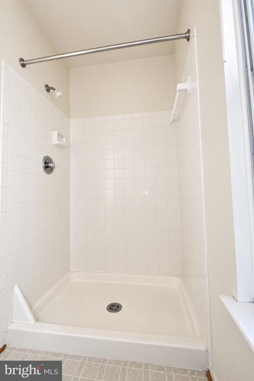7819 Harrowgate Circle - Photo 18