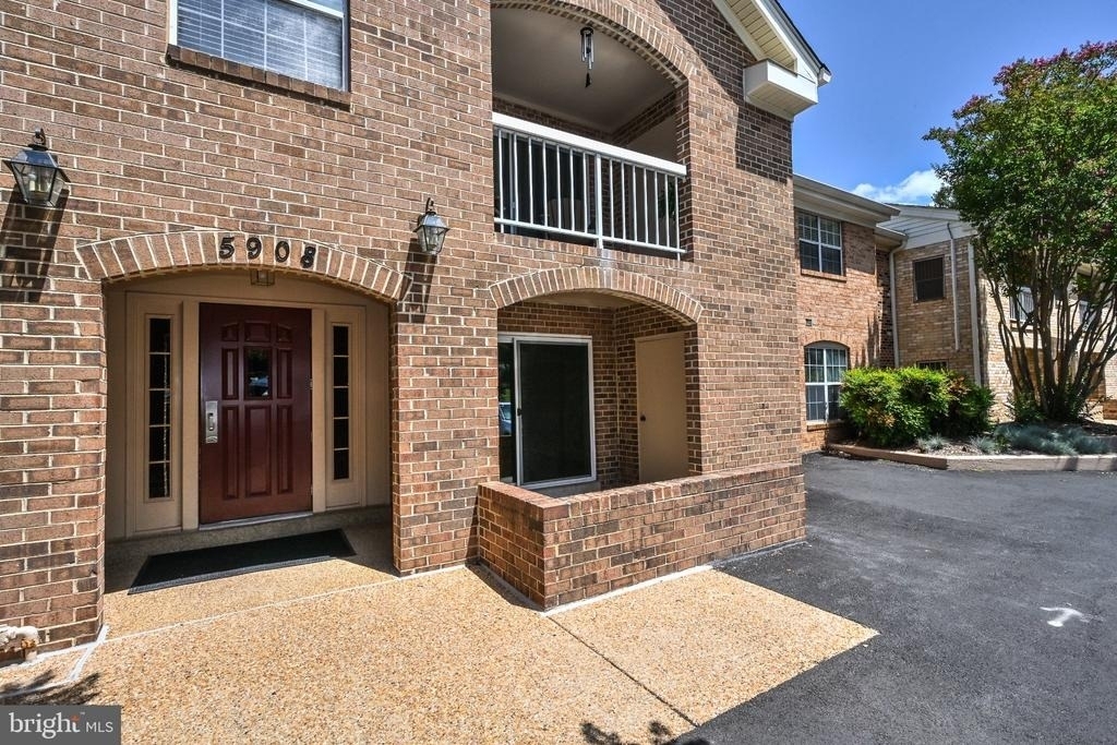 5908 Cove Landing Road - Photo 1
