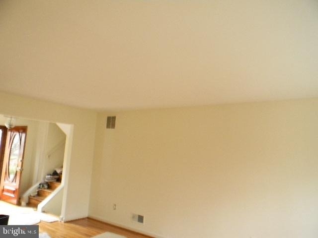 4320 Wakefield Drive - Photo 2