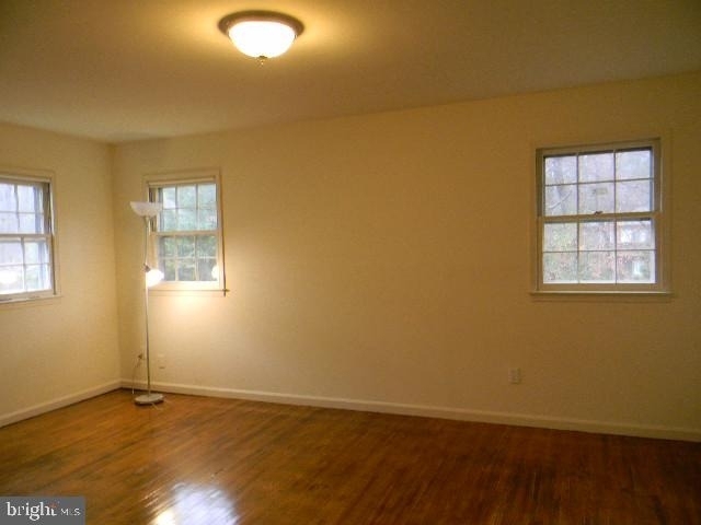 4320 Wakefield Drive - Photo 6