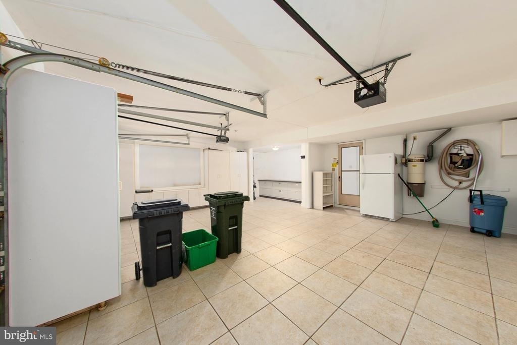 101 Gresham Place - Photo 36
