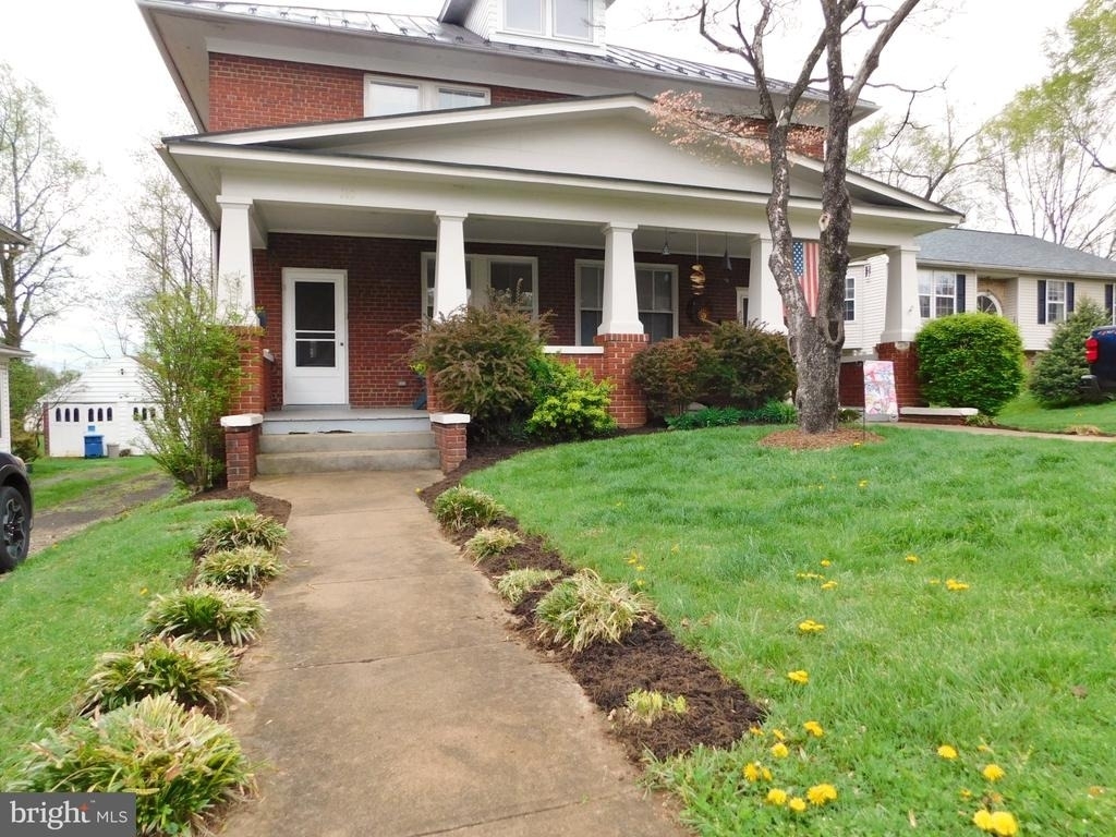 111 Academy Street - Photo 6