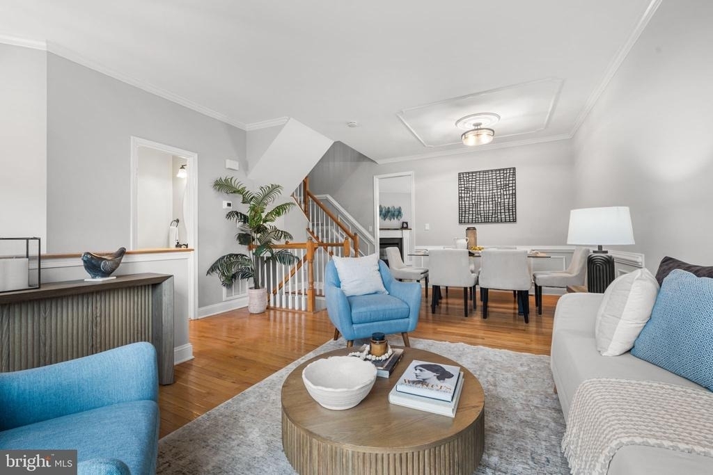 3905 Charles Avenue - Photo 6