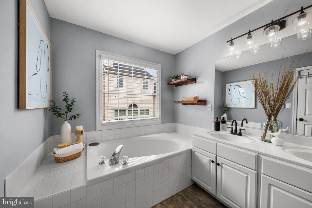 3905 Charles Avenue - Photo 21