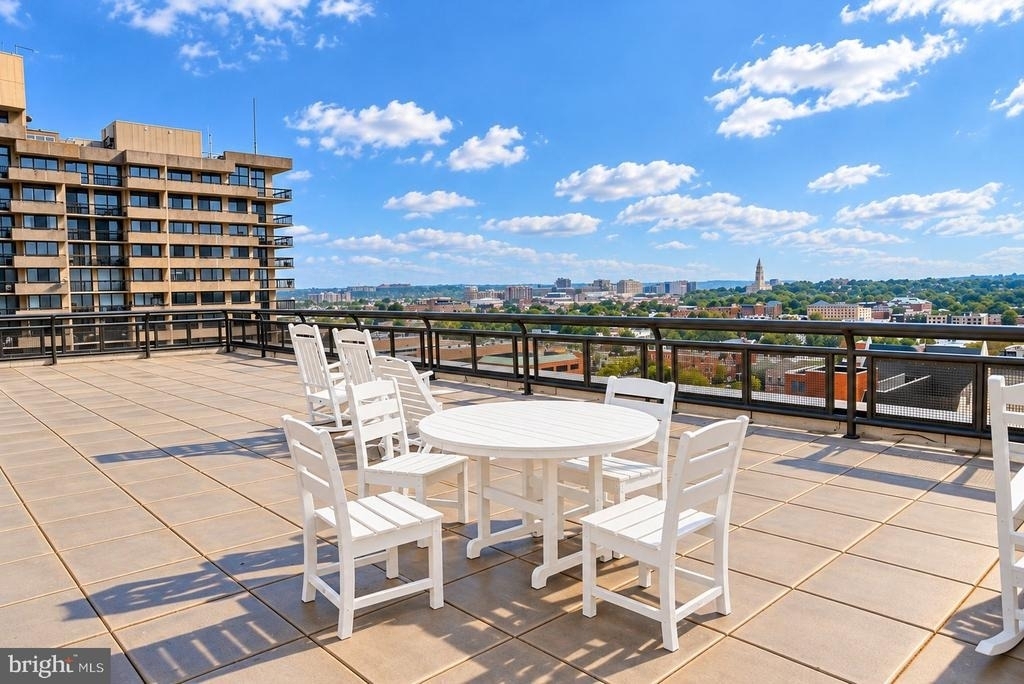 801 N Pitt Street - Photo 14
