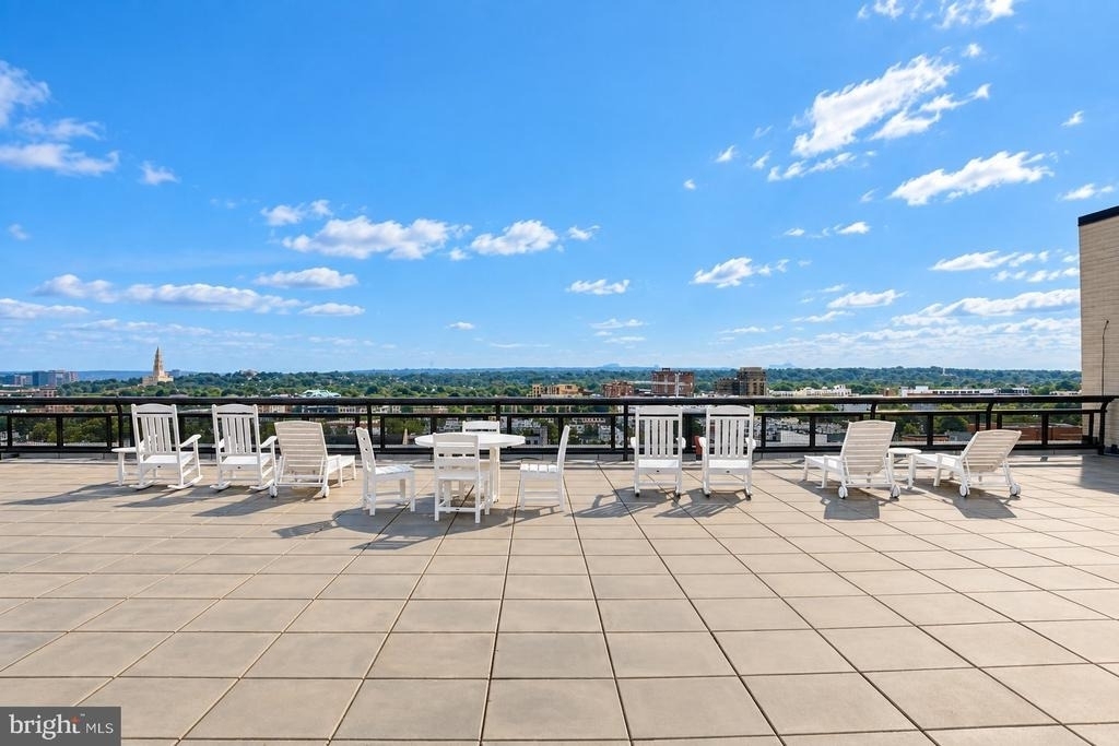 801 N Pitt Street - Photo 21