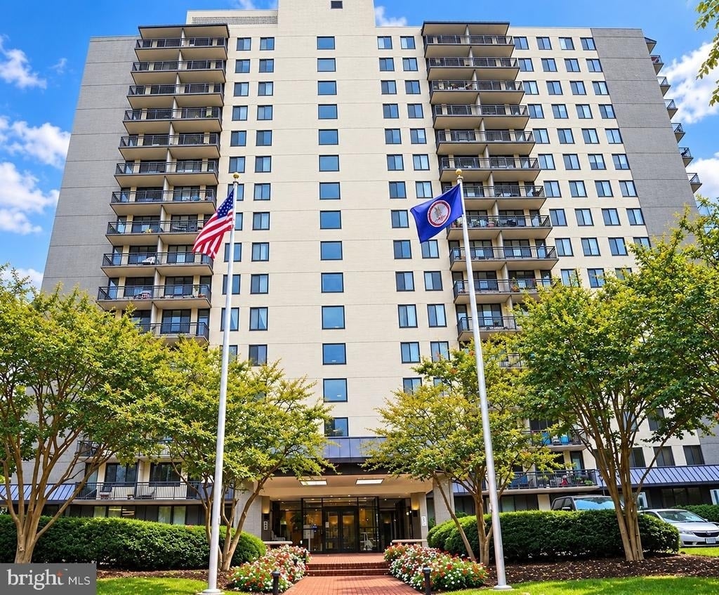 801 N Pitt Street - Photo 20