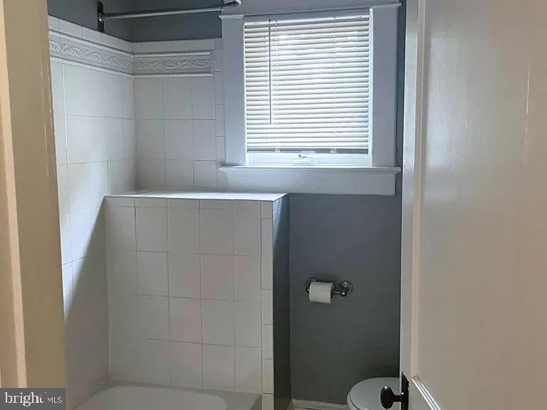 3221 N Pershing Drive - Photo 8