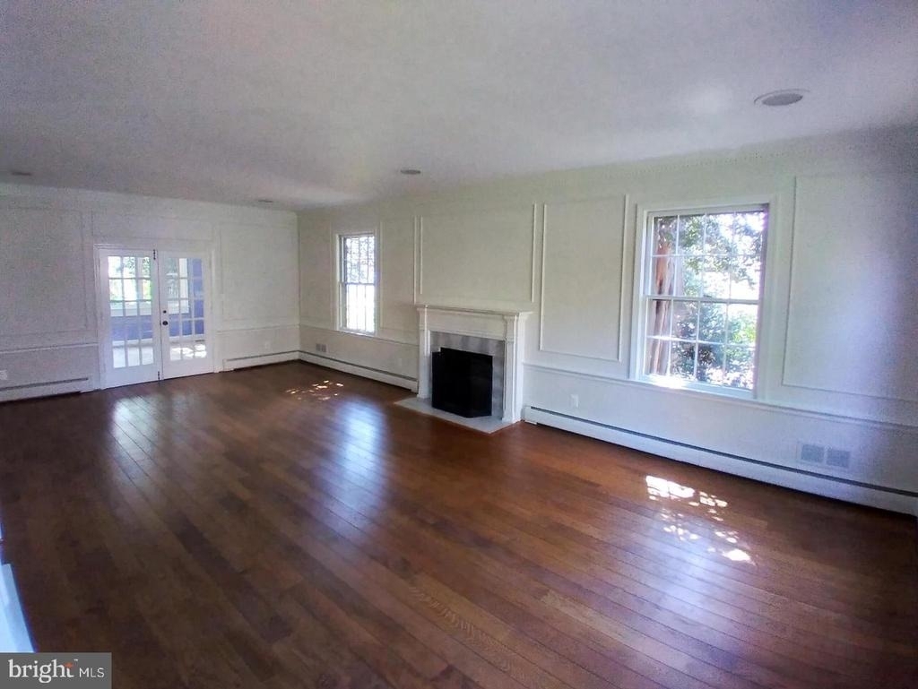 3131 N Abingdon Street - Photo 1