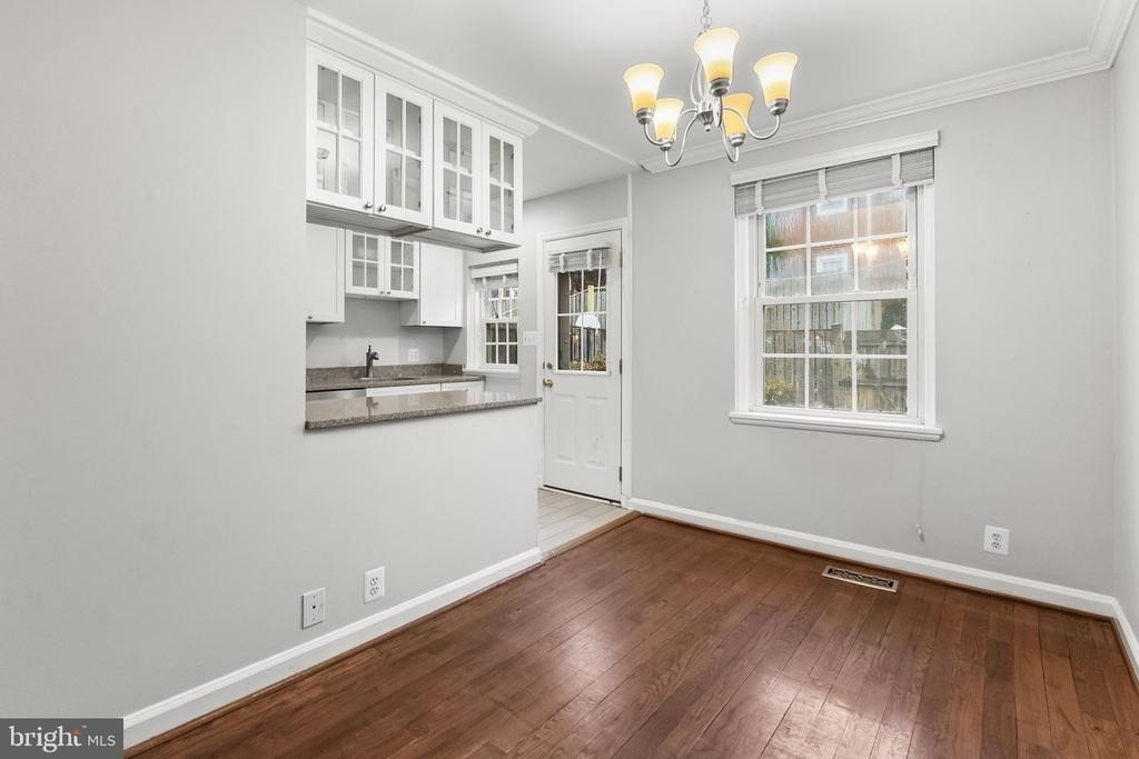 3191 S Stafford Street - Photo 2