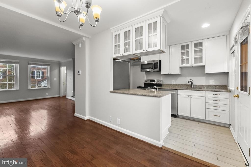 3191 S Stafford Street - Photo 4