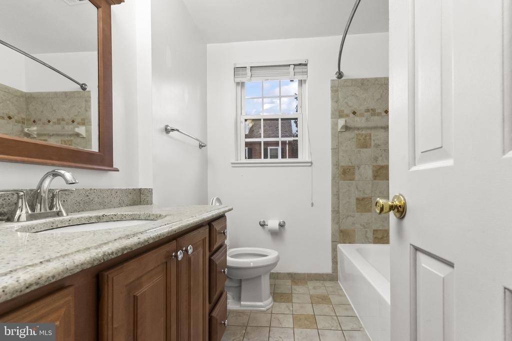 3191 S Stafford Street - Photo 9