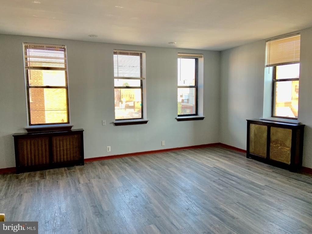 2250 S 9th Street - Photo 3