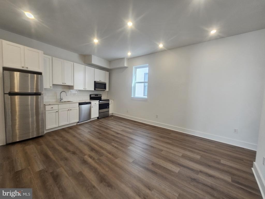 6202 Germantown Avenue - Photo 1
