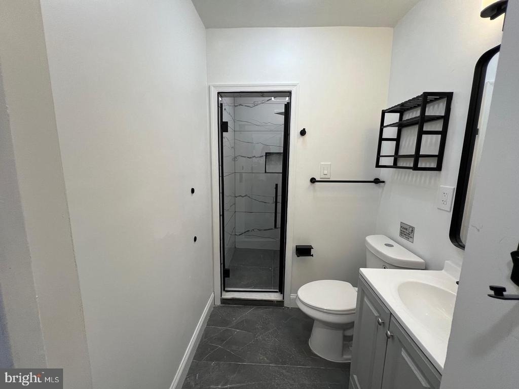 2145 Elkins Avenue - Photo 10