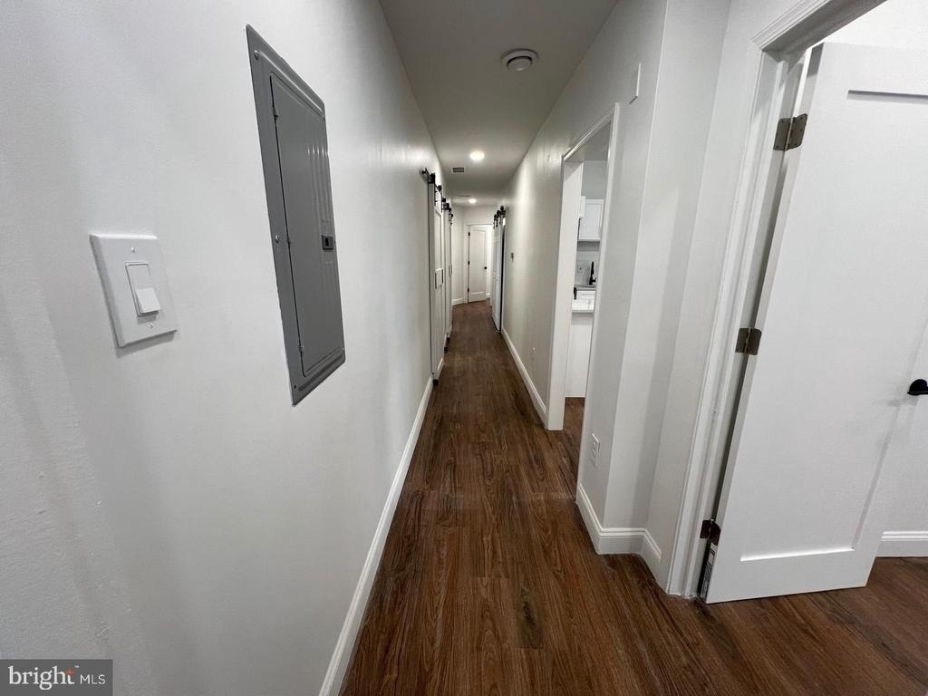 2145 Elkins Avenue - Photo 4