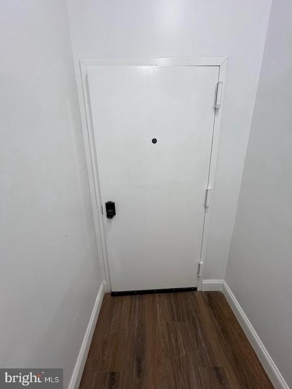 2145 Elkins Avenue - Photo 2