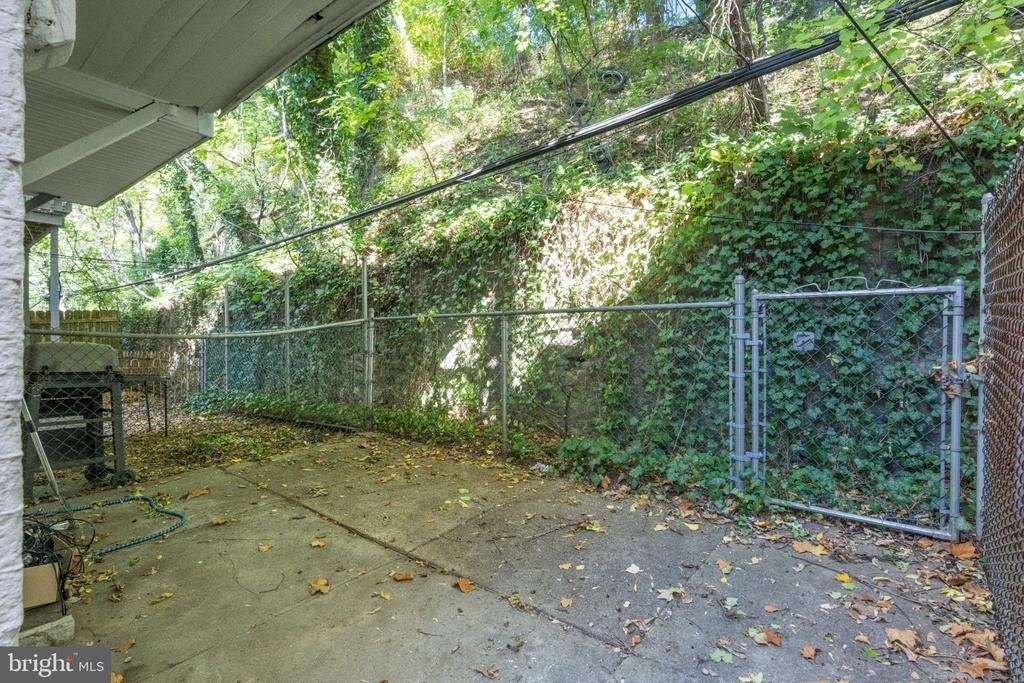 4817 Ridge Avenue - Photo 27