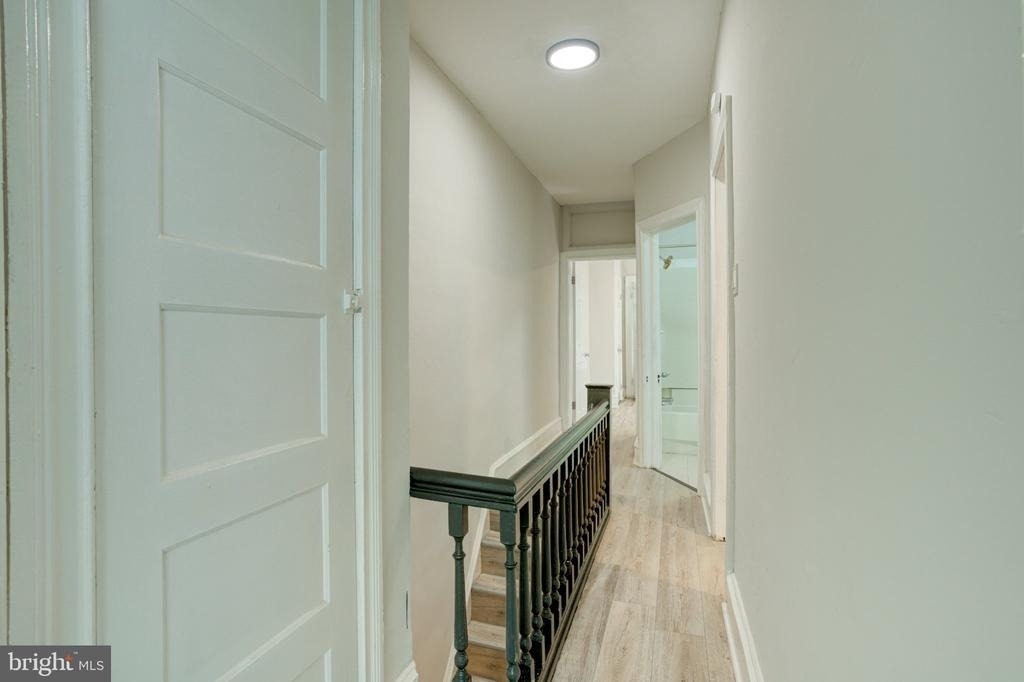 4817 Ridge Avenue - Photo 10
