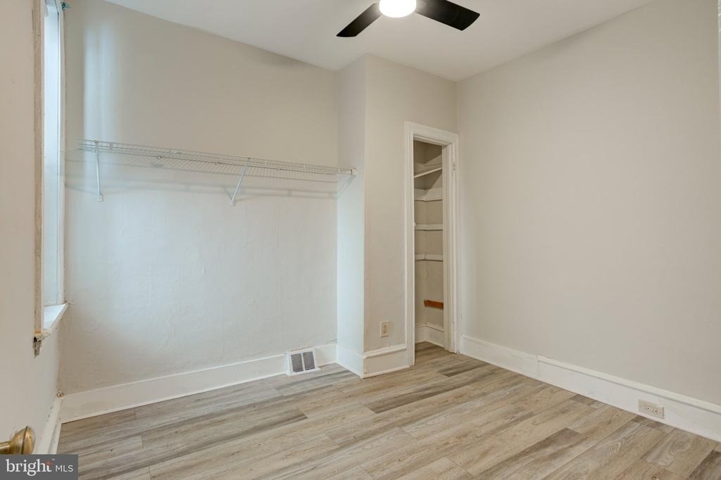 4817 Ridge Avenue - Photo 11