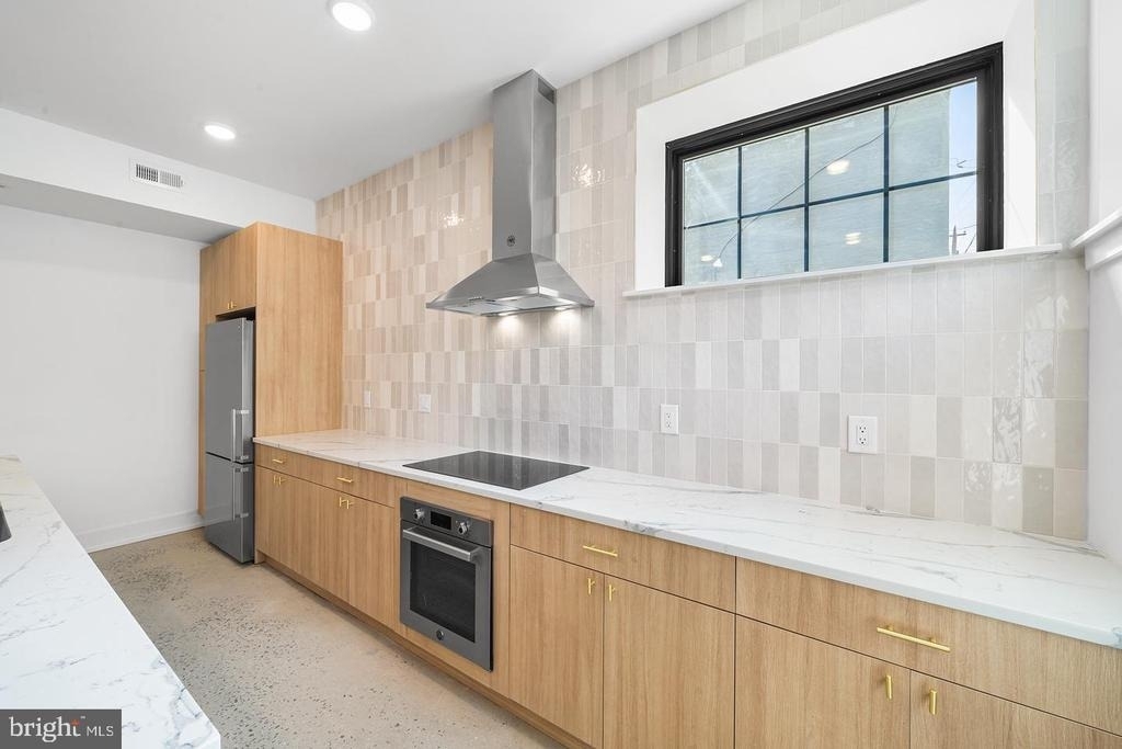 1772 N Front Street - Photo 11
