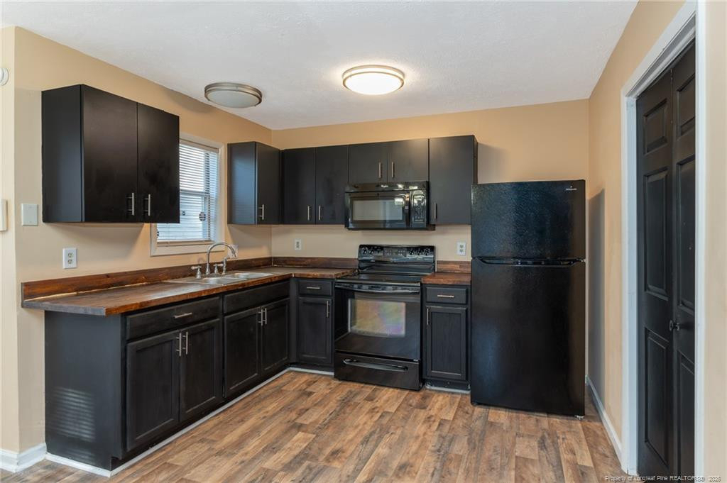 1021 Wood Creek Drive - Photo 8