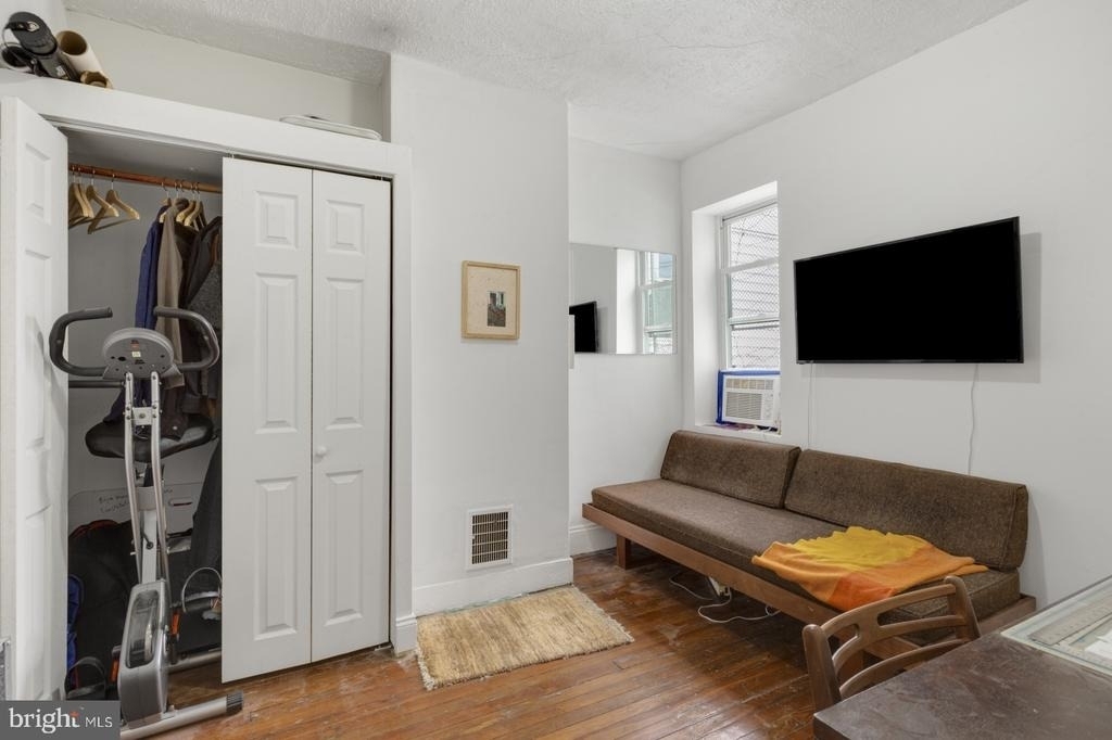 2606 Collins Street - Photo 16