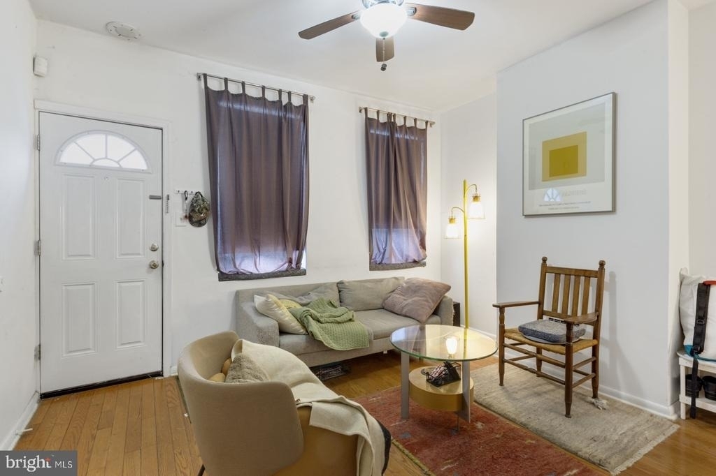 2606 Collins Street - Photo 1
