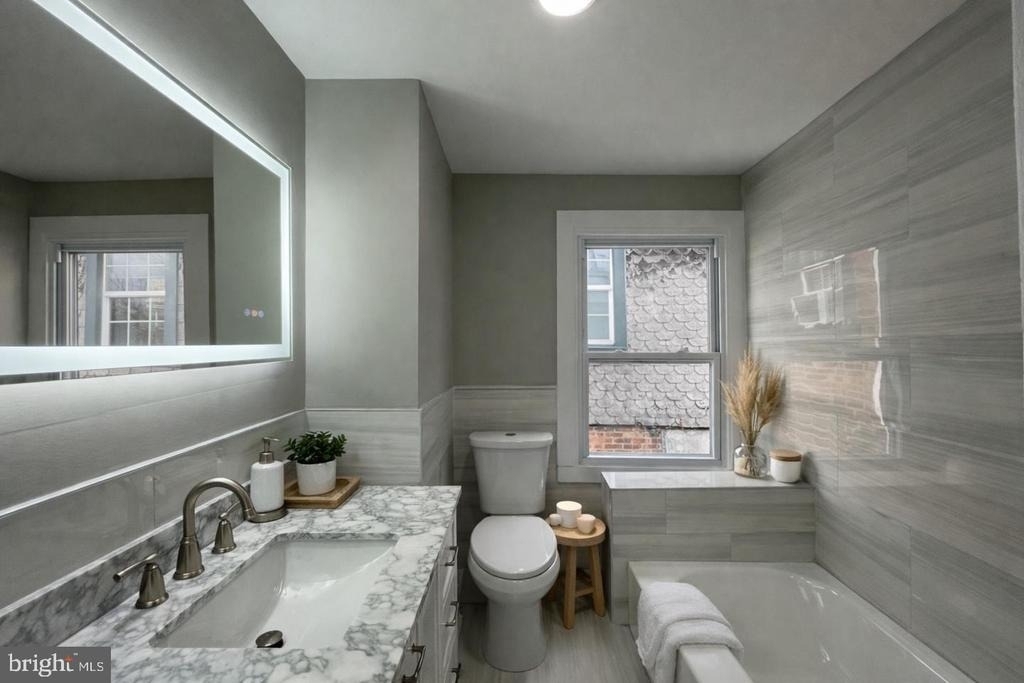 107 Kingsley Street - Photo 2