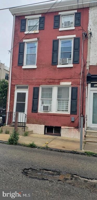 4433 Saint Davids Street - Photo 0