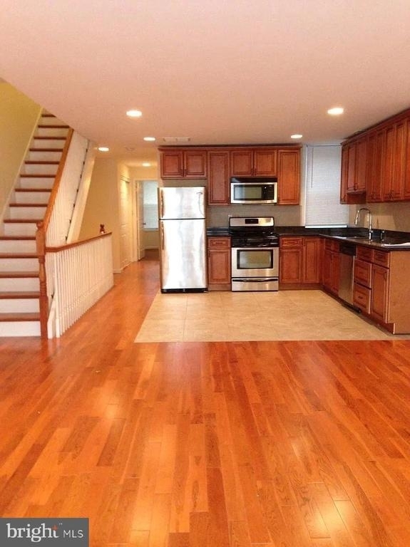 4514 Springfield Avenue - Photo 0