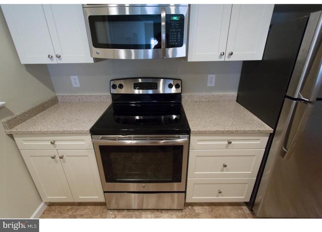 924 Pine Street - Photo 4
