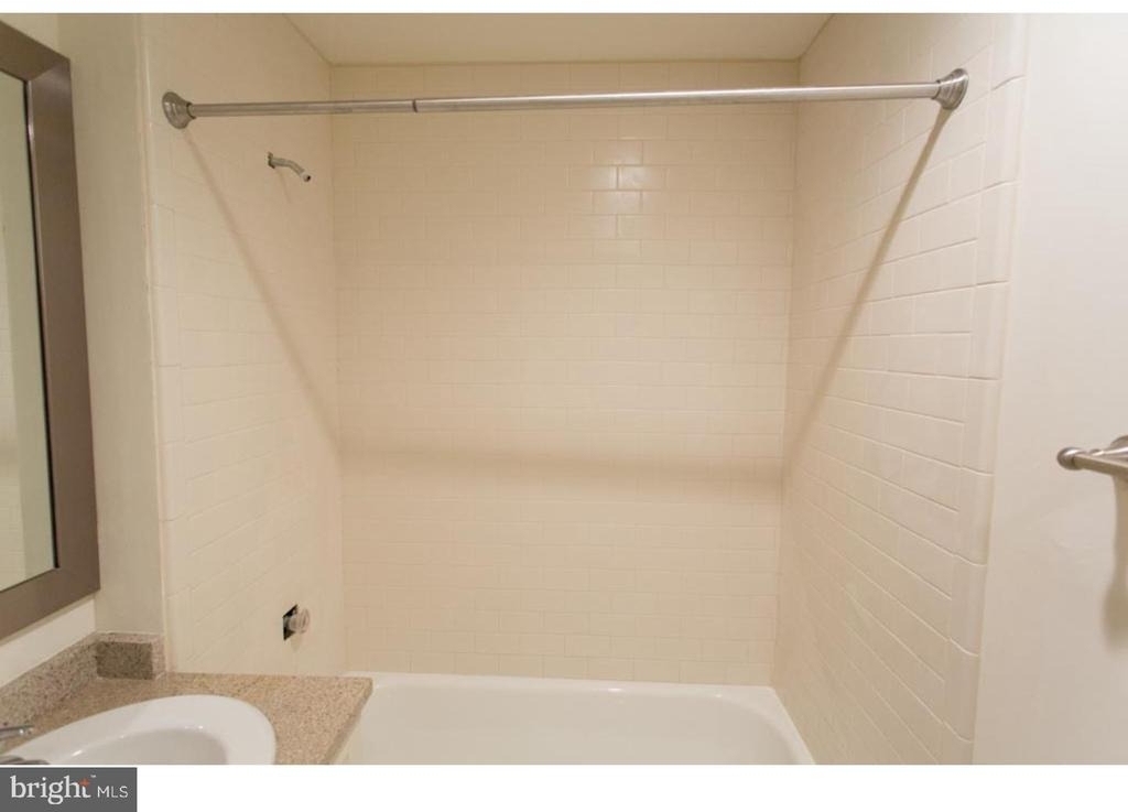 924 Pine Street - Photo 9