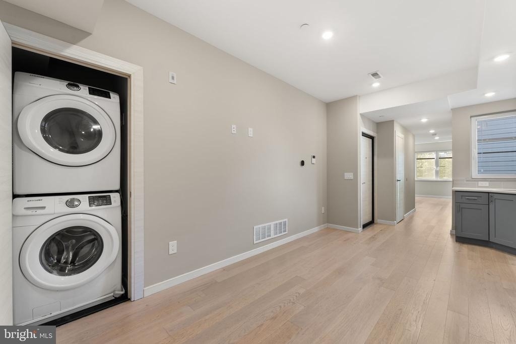 2110 W Master Street - Photo 13