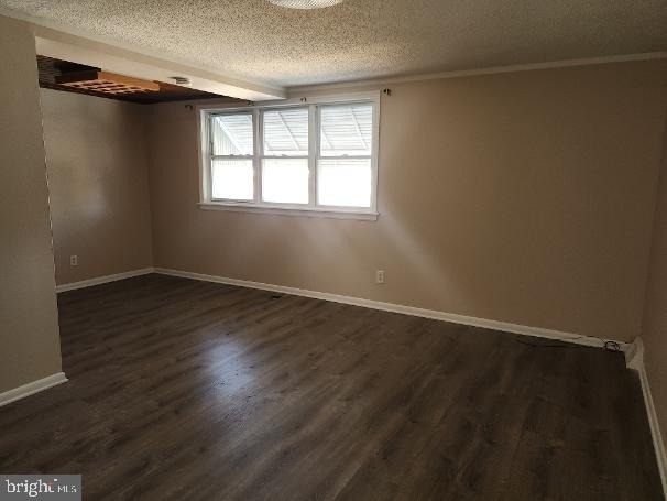 526 Lawler Terrace - Photo 3