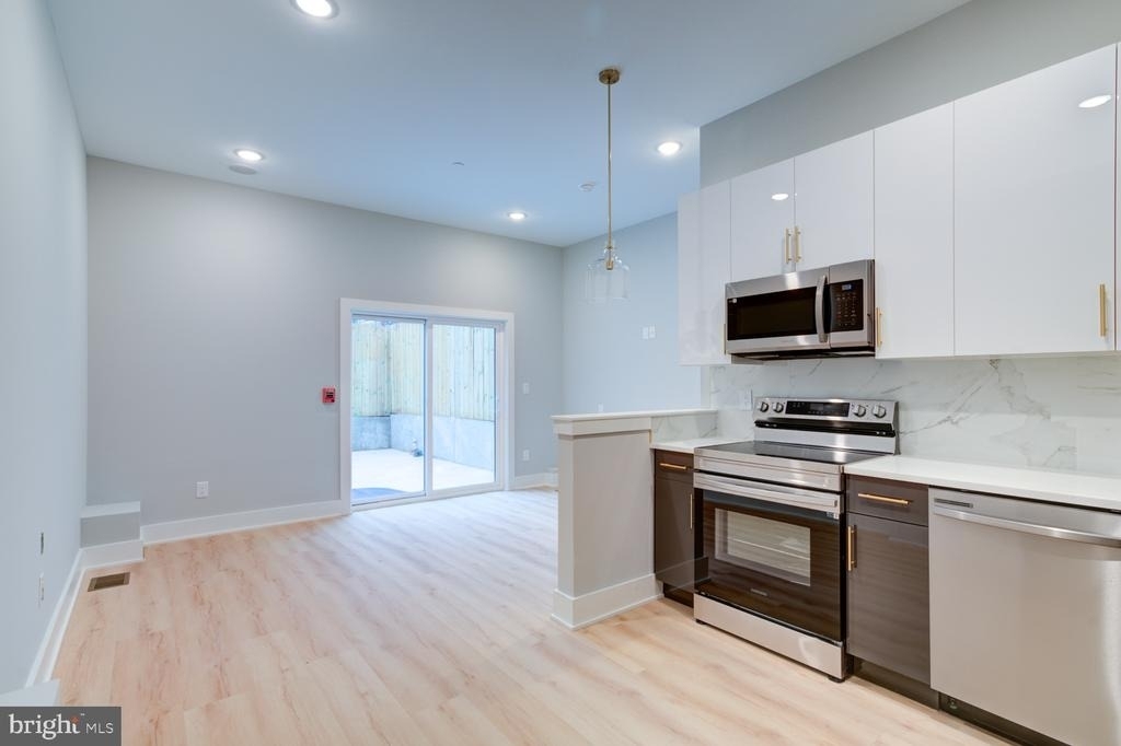 1805 Frankford Avenue - Photo 0