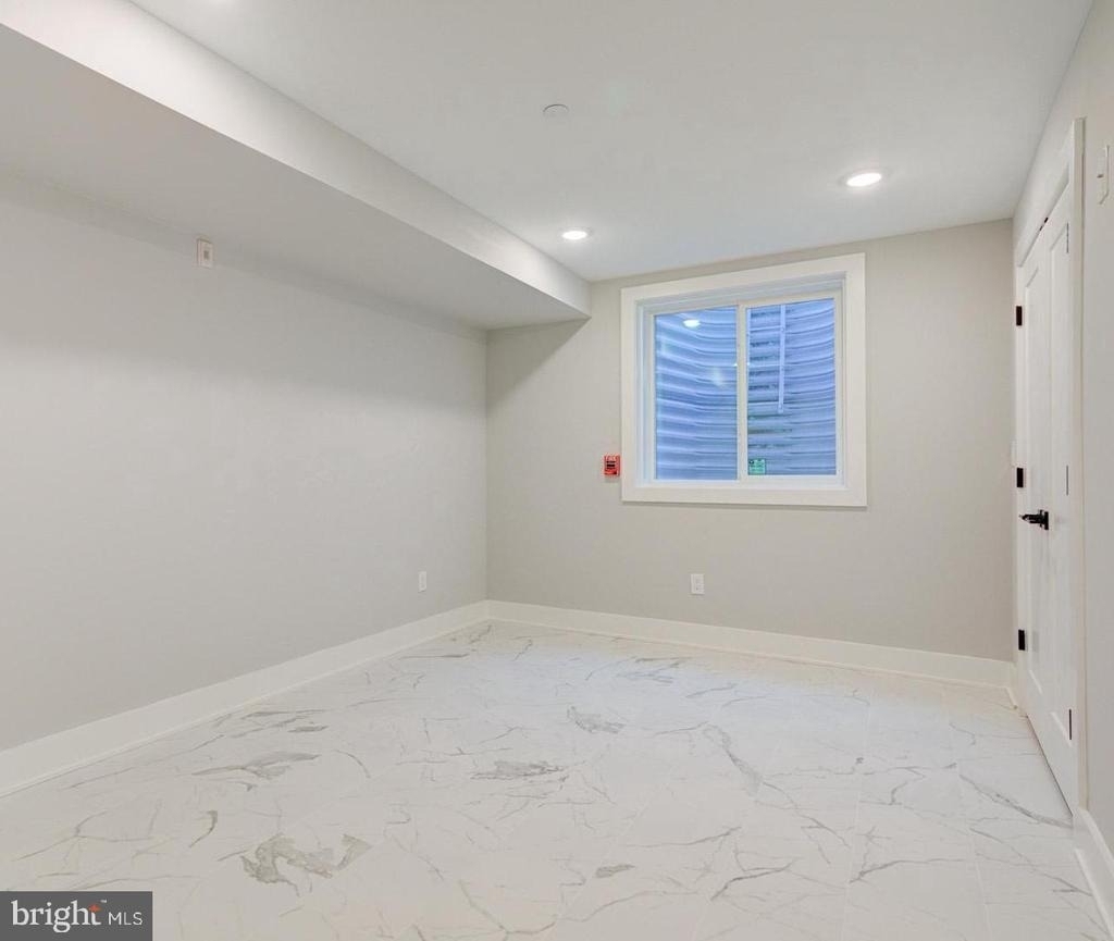 1805 Frankford Avenue - Photo 5