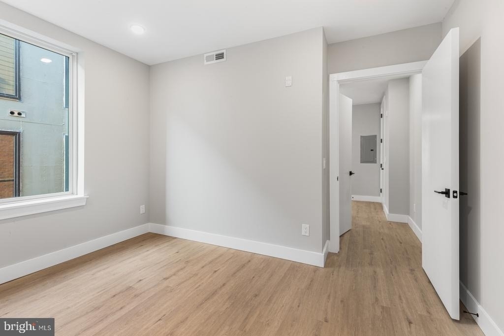 1144 Frankford Avenue - Photo 19
