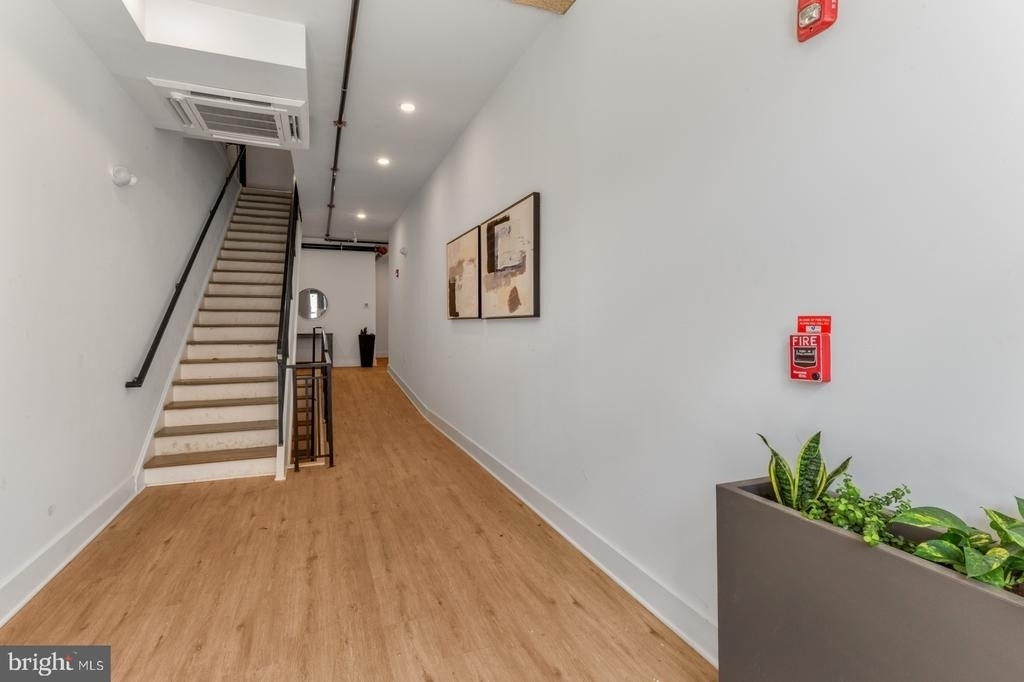 1144 Frankford Avenue - Photo 24