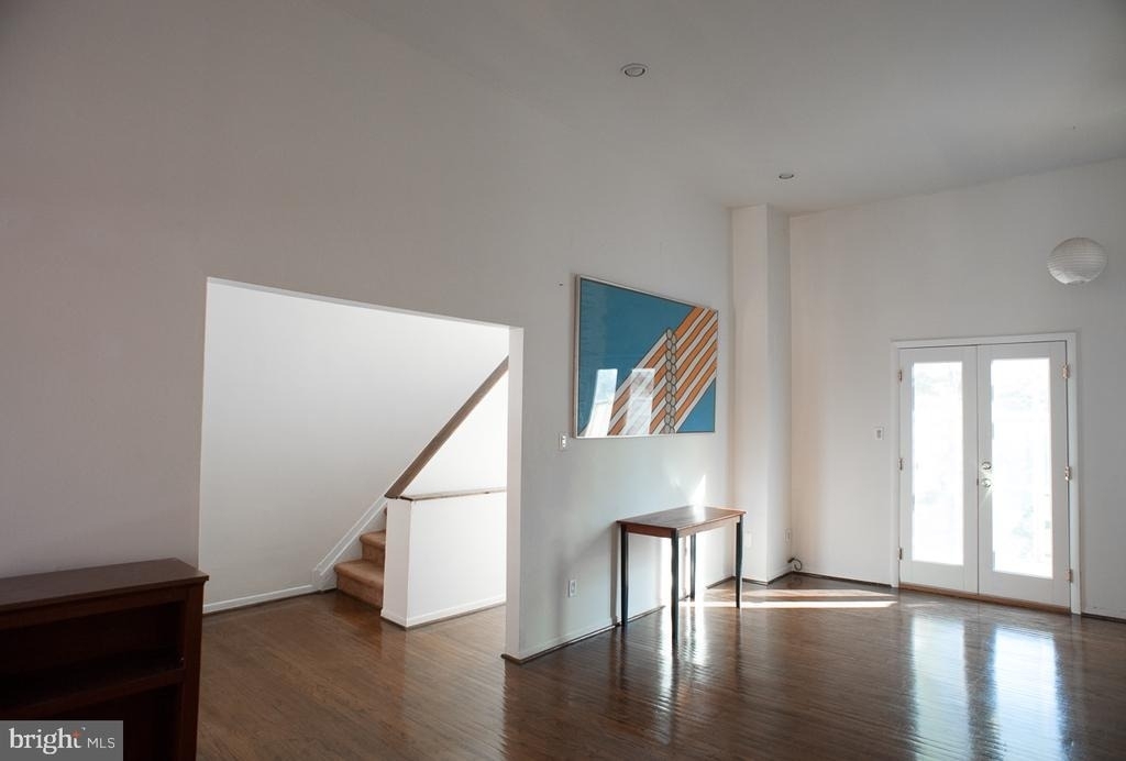 1926 Mount Vernon Street - Photo 2