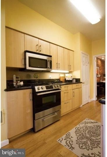 1926 Mount Vernon Street - Photo 32