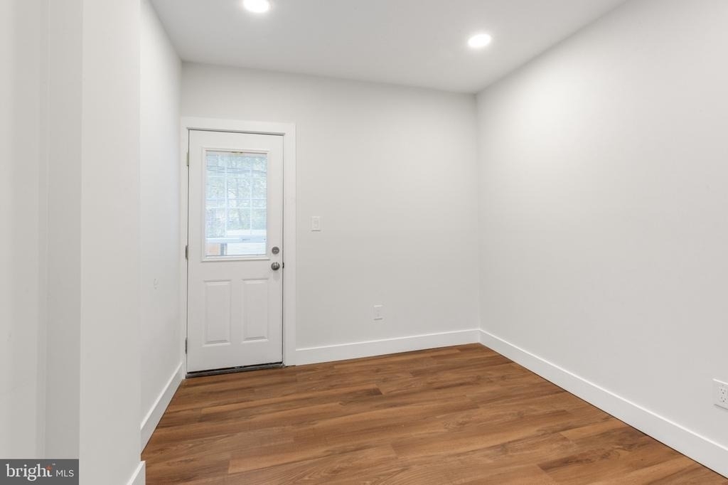 1610 Swain Street - Photo 9