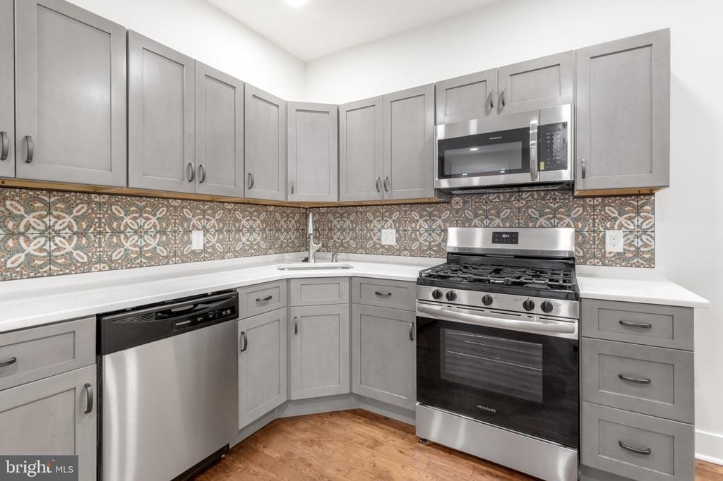 1610 Swain Street - Photo 4