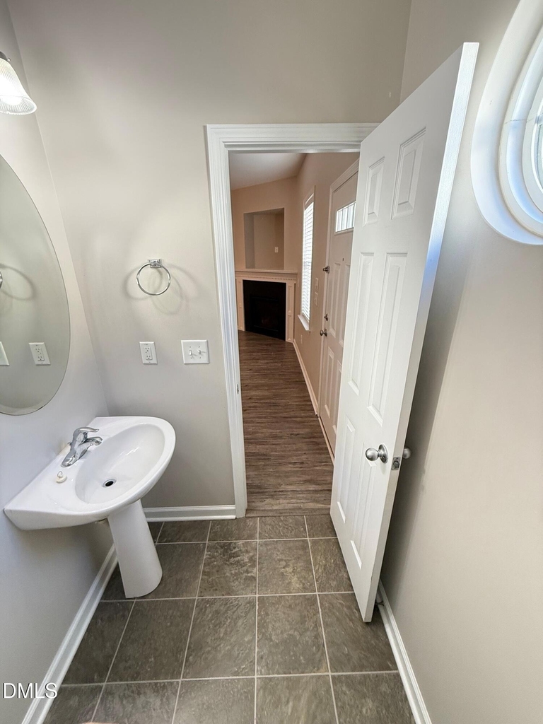 163 Deacon Ridge Street - Photo 8