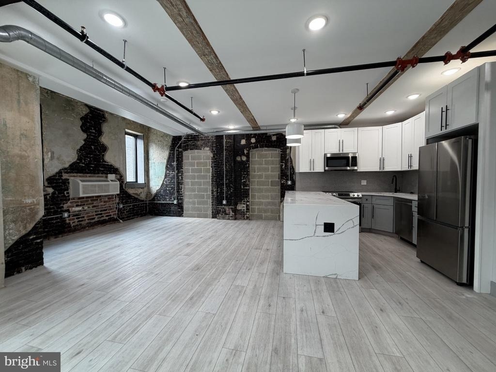 1810 E Venango Street - Photo 8