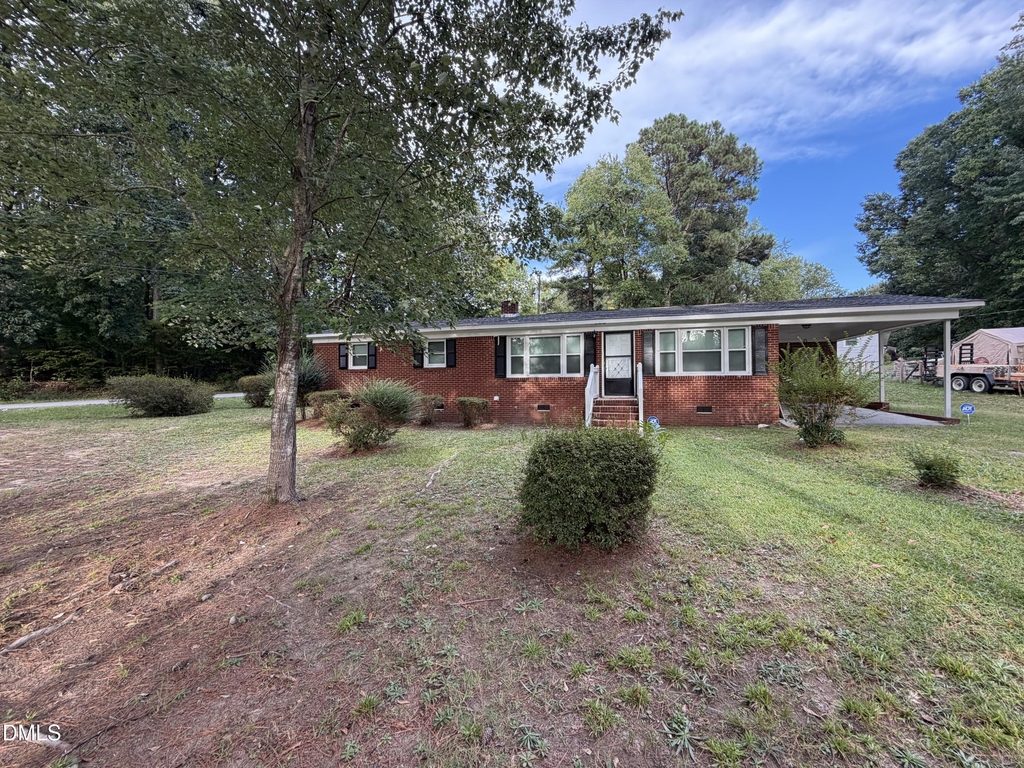 715 E River Road - Photo 1