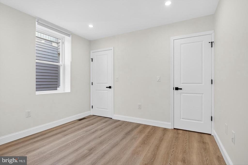 5925 Woodcrest Avenue - Photo 17